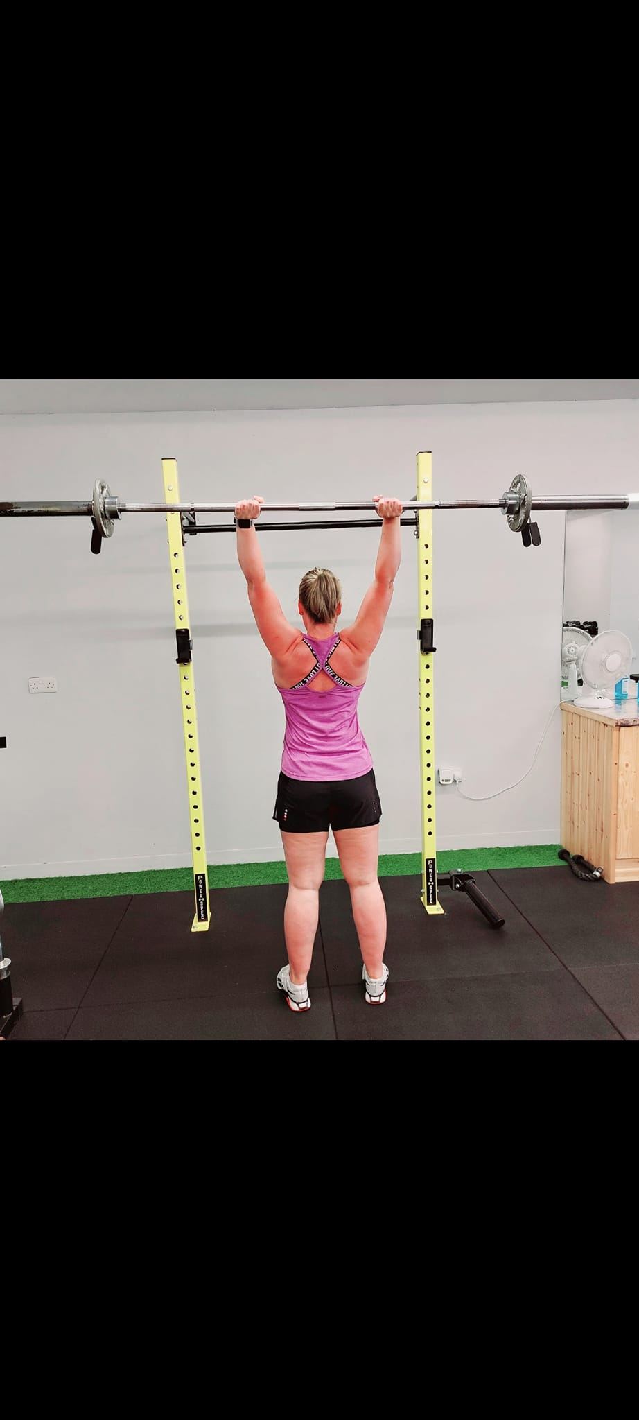 Pull-up training at Premium Fitness